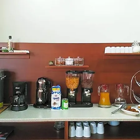 酒店 Marie