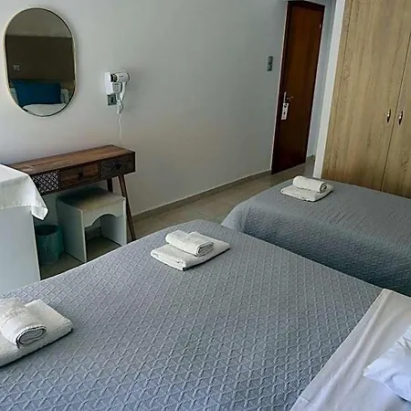 Marie Hotel